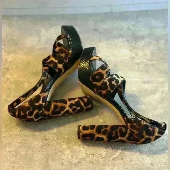 Michael‎ Kors Evie Calf Hair Leopard Print Platform Size 6.5 - Picture 7 of 11